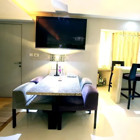 Peninsula Grand-3